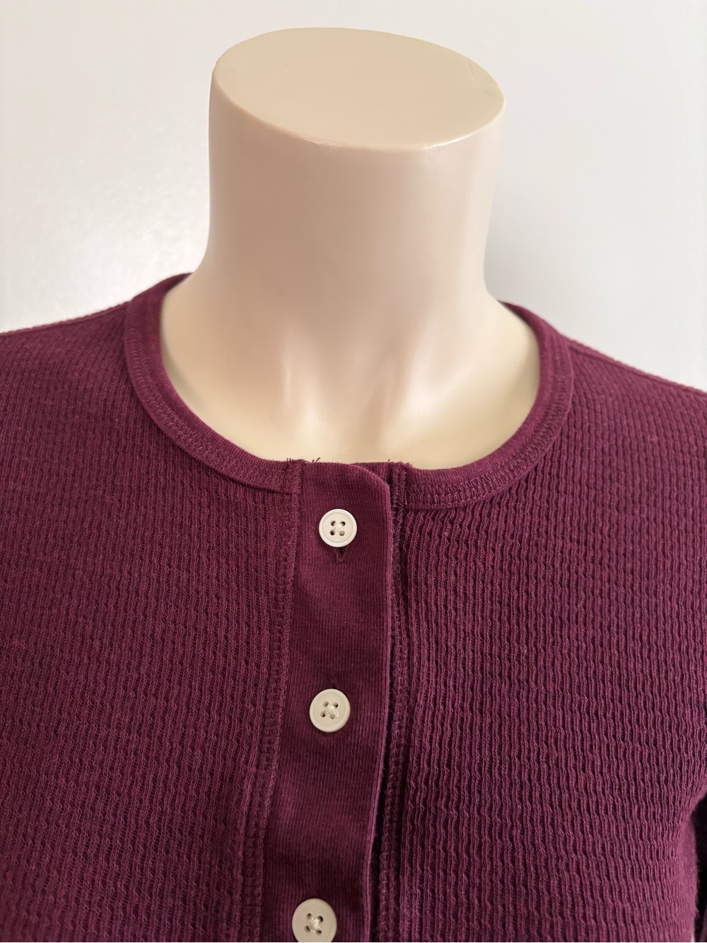 Everlane Boxy Henley Cozy Waffle Burgandy/Maroon Cropped Thermal Top Size S - Picture 2 of 8